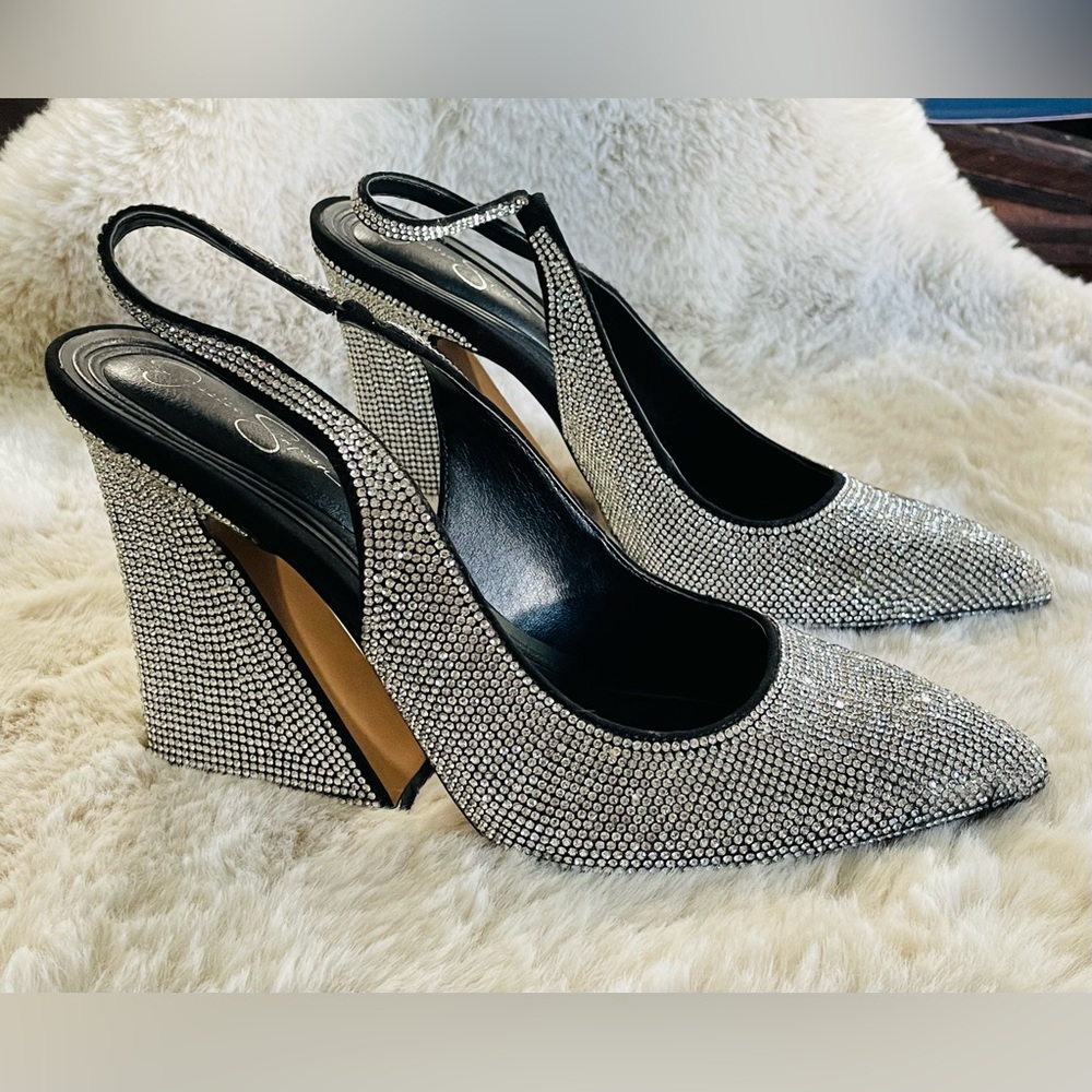 ❗️LAST PRICE❗️NWOT Jessica Simpson Glittering Silver and Black Wedges